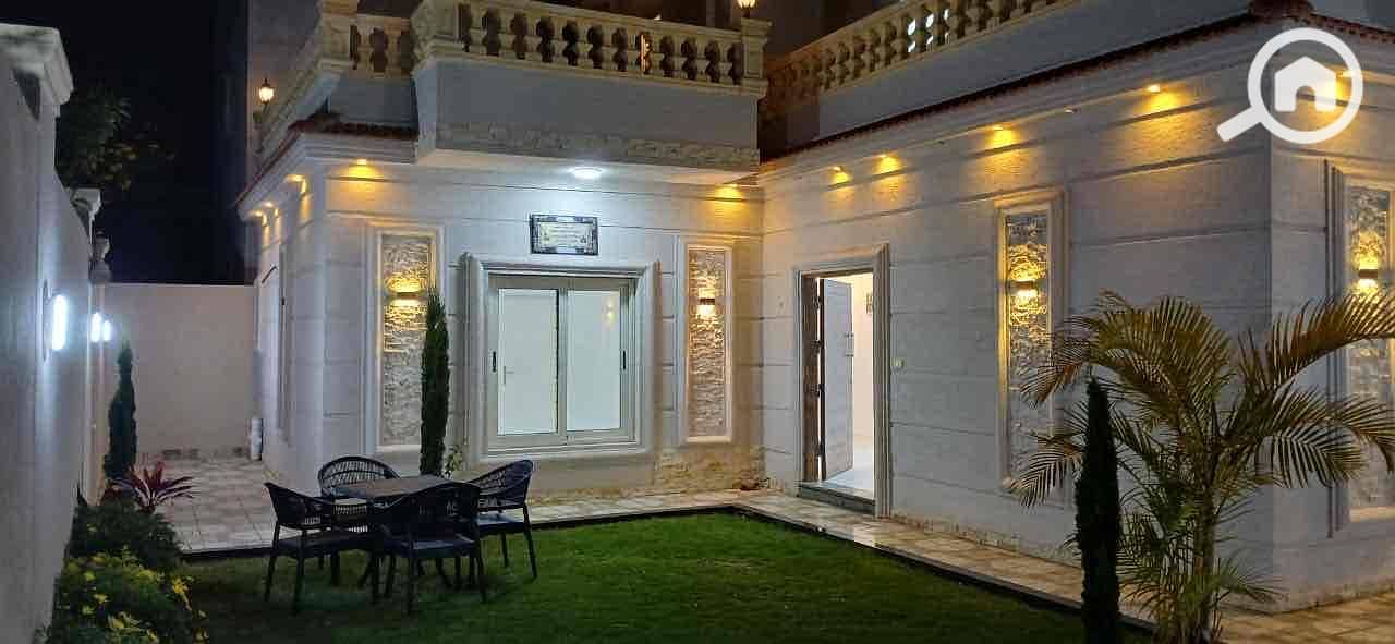 3 bc4727be-a70d-41b1-9f58-db78af14ed75. jpg