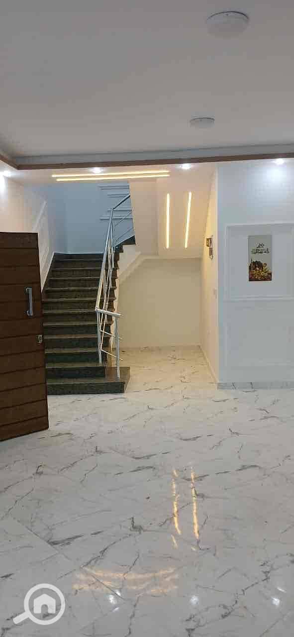 5 13a0aed5-4784-475f-9c4b-be44184b6da4. jpg