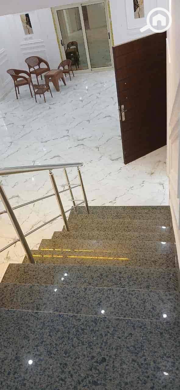 8 0896d218-1879-49c7-bc0b-690af975e2bf. jpg