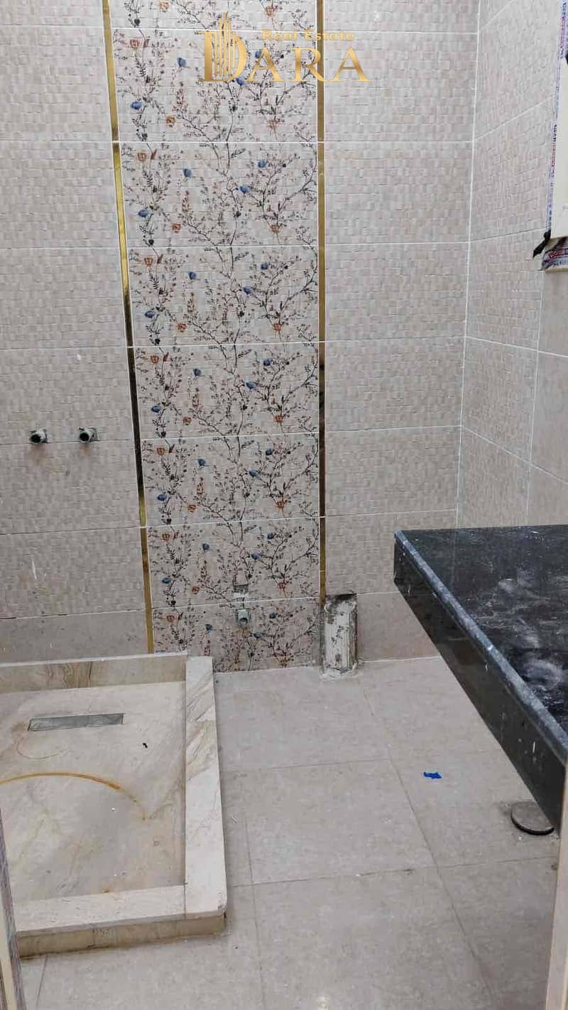 4 bfd4a31e-6831-46d7-a2ef-75b95c592866. jpg