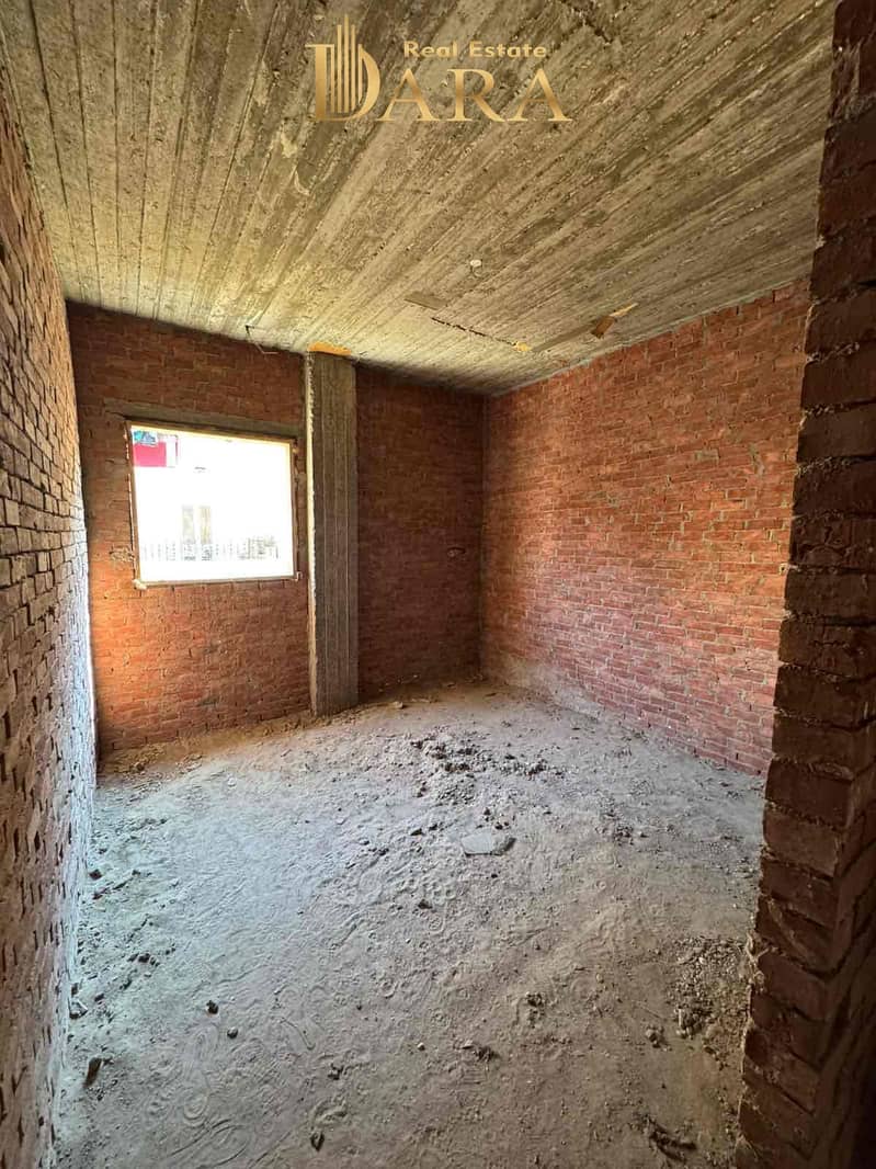 5 2f4a4c84-130f-4e28-8737-5901db3d83ef. jpg