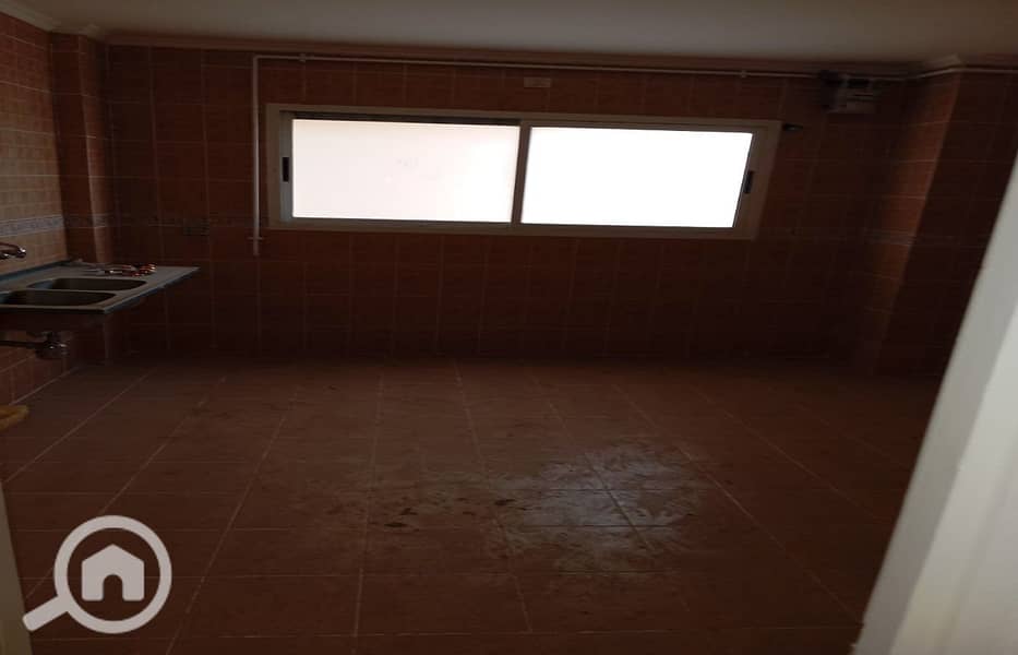 10 f3b284dd-1d61-408b-9fe2-a7300eb02e56. jpg