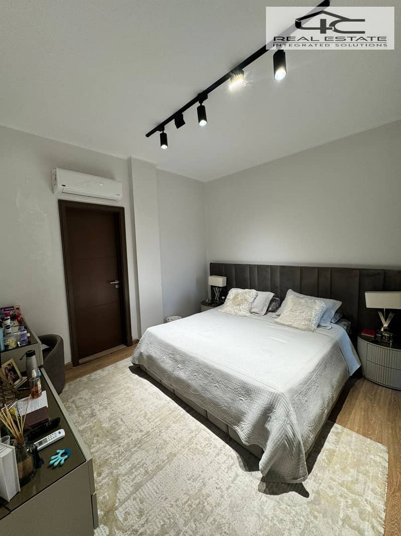 8 WhatsApp Image 2026-01-07 at 1.55. 27 PM. jpeg