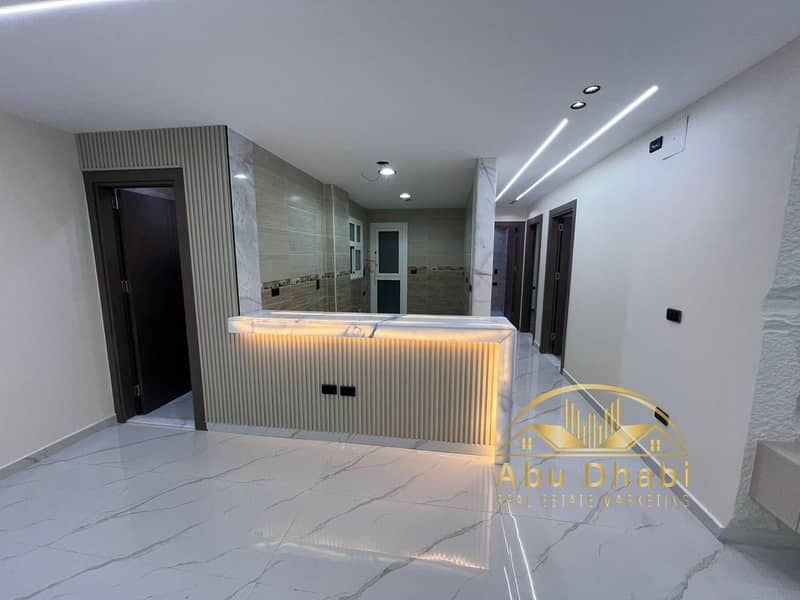 4 9bc90f20-a7c8-4458-b2d4-e043aeede55e. jpg