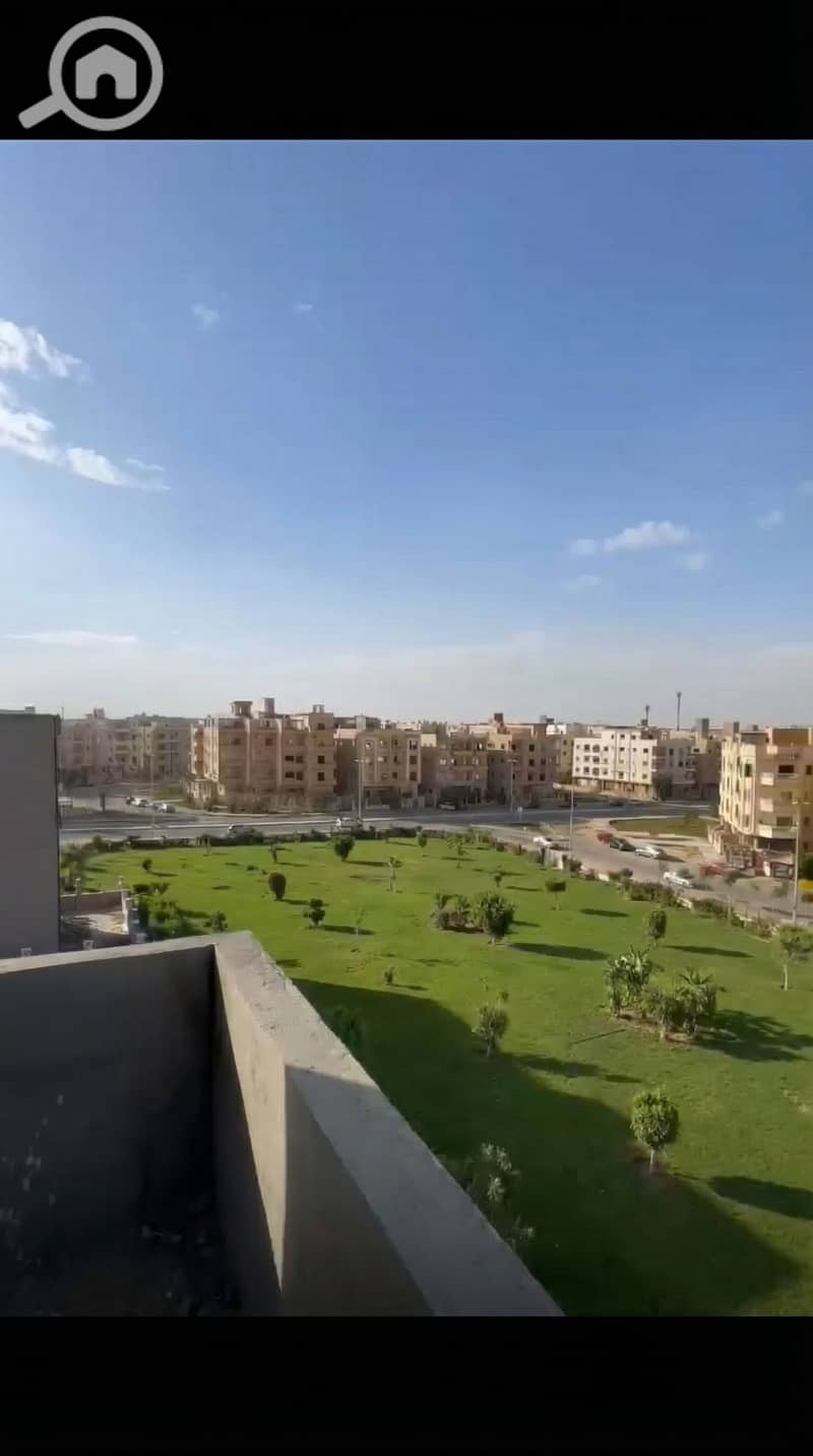 3 The_sandy_area_2k_202601091411. jpeg