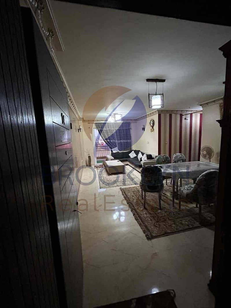 6 77f02db0-430a-4f96-981e-3977b4f28cc9. jpg