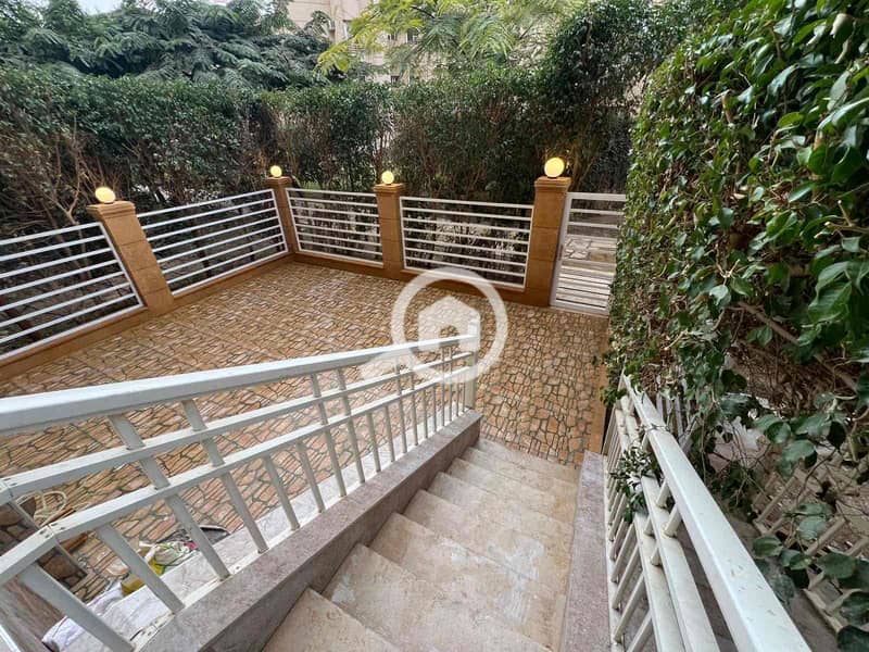 5 77e04fbe-07f7-4c70-8778-77d48536a6d5. jpg