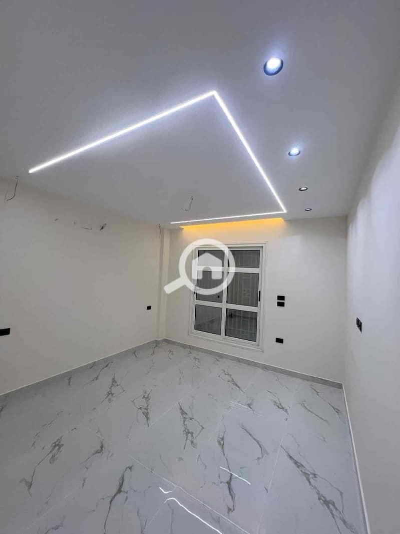 15 64181e5a-7fa7-4c5a-96c2-3f4a2df7536d. jpg