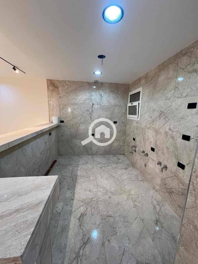 20 88a0bd77-7cca-41cc-8427-e53613b8b2b0. jpg