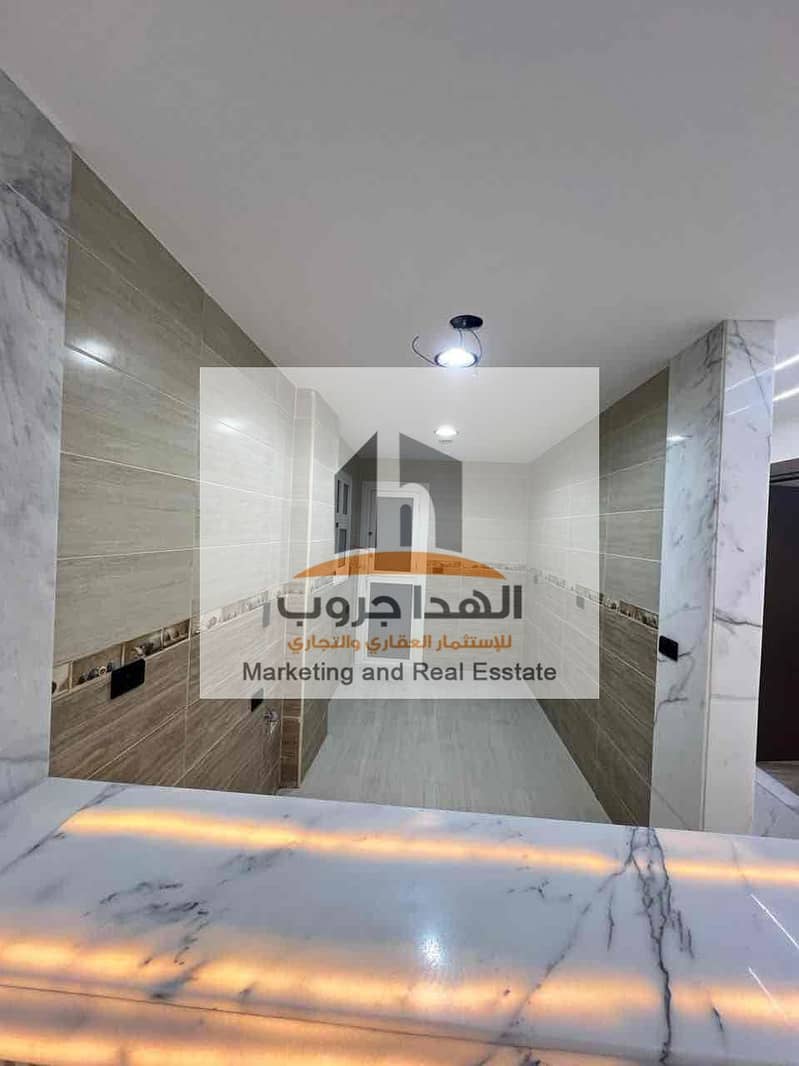 2 3a847d75-d648-40a2-b8d9-7b4f3d86fd30. jpg