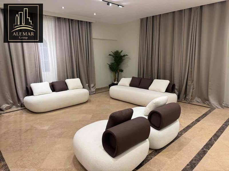 4 54a581aa-ceab-446b-ad93-8aafa53122b2. jpg