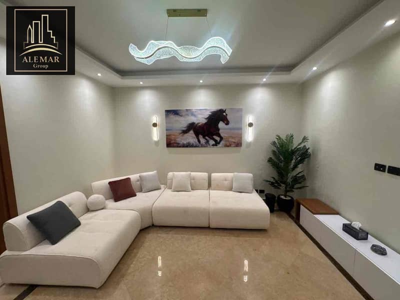 7 b0eb8a45-6c7a-4f0d-a5ca-47b3cf5b7045. jpg