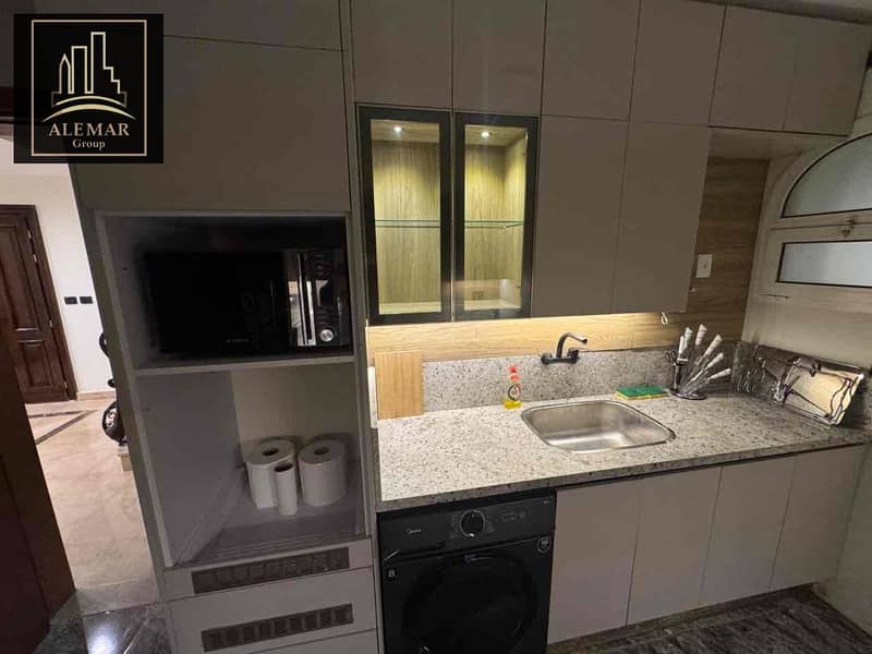 11 98e55668-7222-42bf-a7d5-197dc049fdc0. jpg