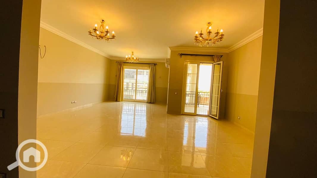 2 1f0ae883-8a06-4076-a991-5d1ebab3ca92. jpg