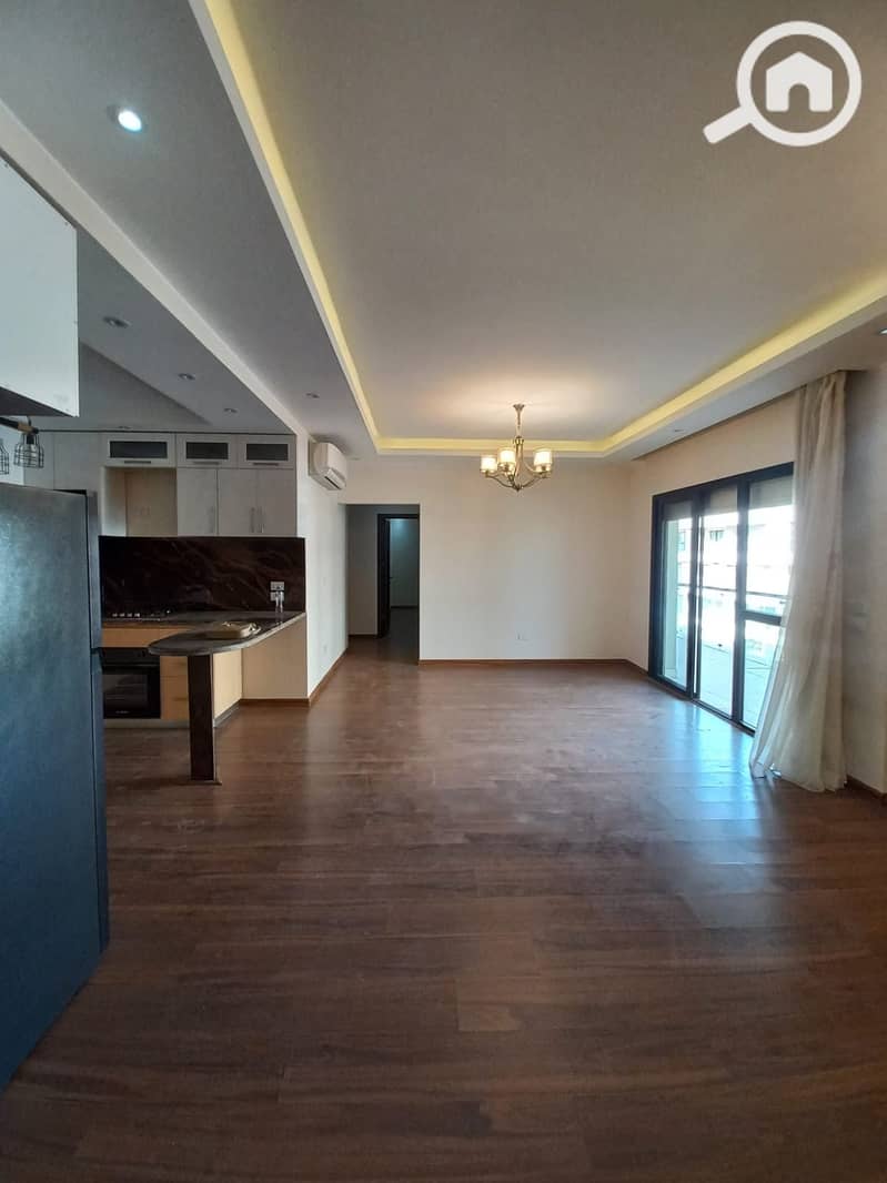 10 b2bd97fc-20df-4cea-9e55-dd13fa58504c. jpeg