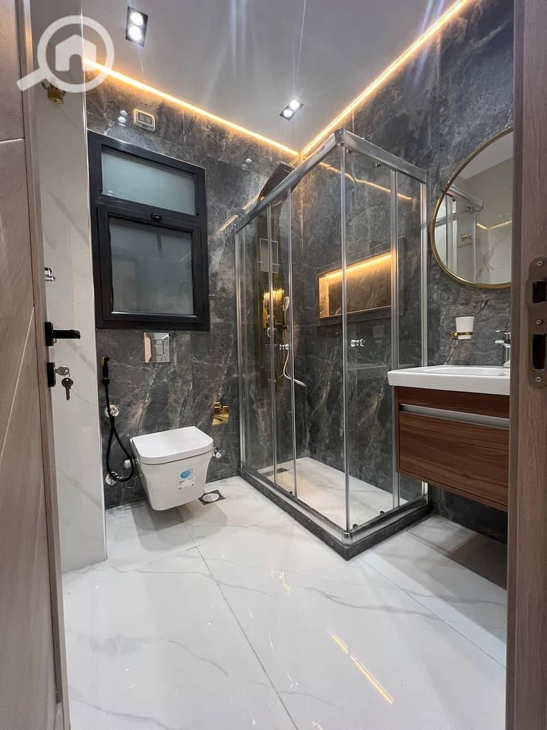 5 WhatsApp Image 2025-08-01 at 12.39. 29 PM (2). jpeg