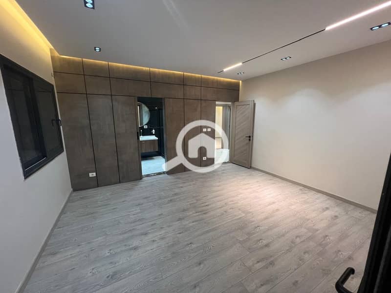 8 WhatsApp Image 2025-08-01 at 12.39. 30 PM. jpeg