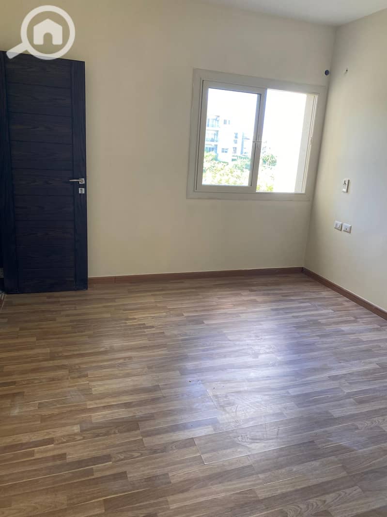 10 WhatsApp Image 2026-01-06 at 5.27. 45 PM. jpeg