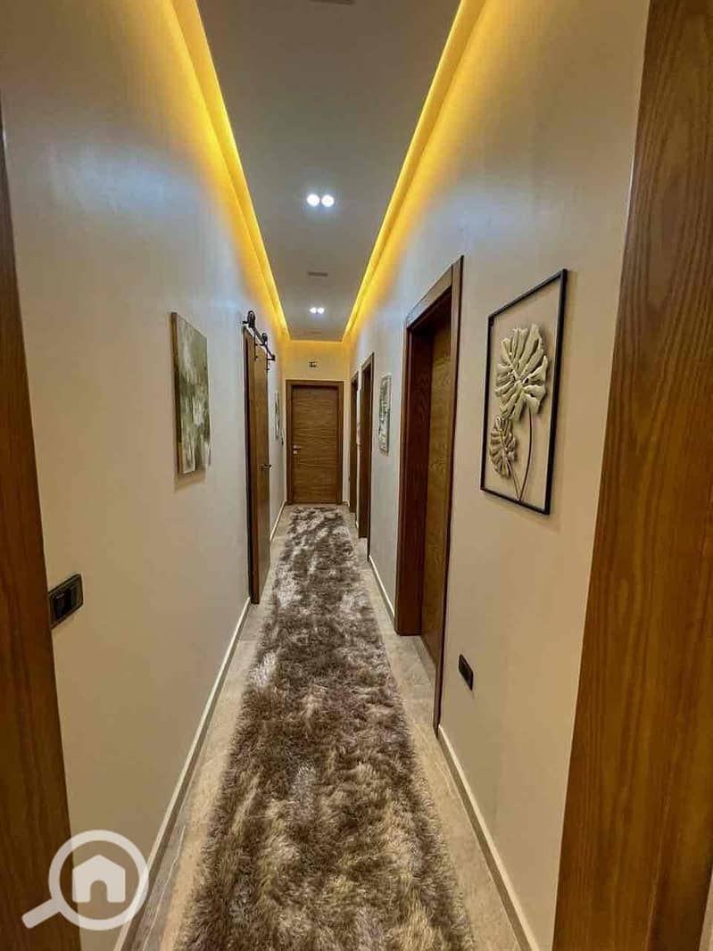 16 7e9a16f6-6386-49a7-b223-0e8e99cca68c. jpg