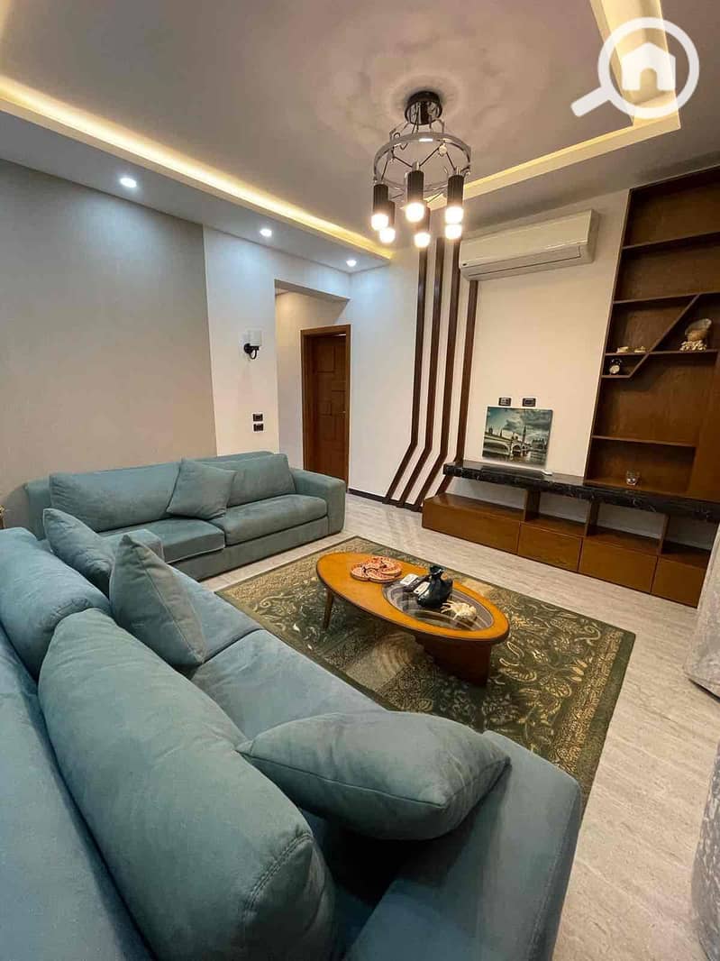 2 f0cb3e29-0dd3-45a6-9a03-85910e1a986e. jpg