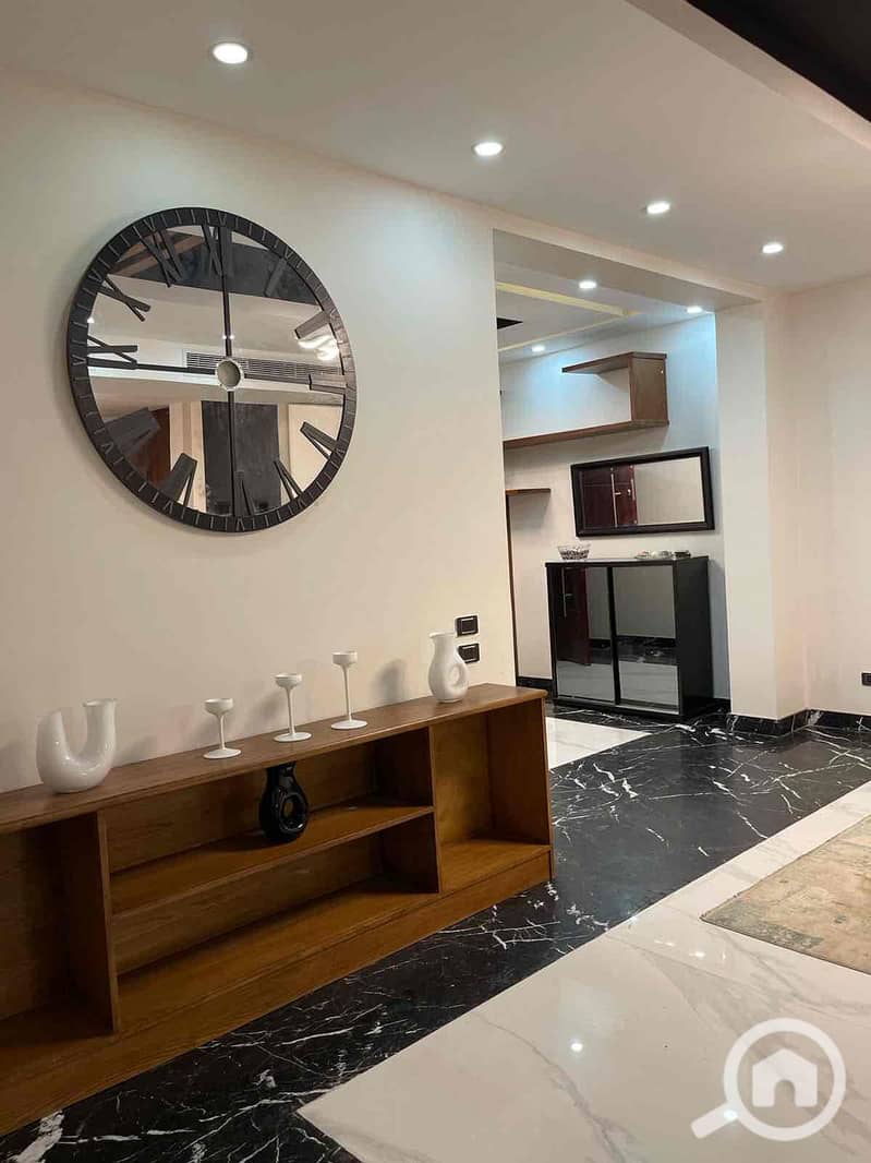 5 7cf2f60c-2f51-4df4-93ba-6b3afa70019c. jpg