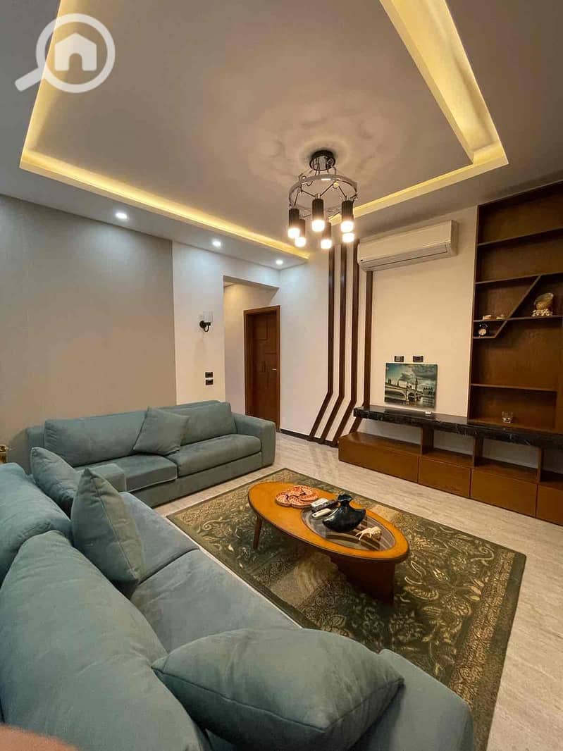 13 69492b7e-e74c-49d4-8752-1e7df329ad31. jpg