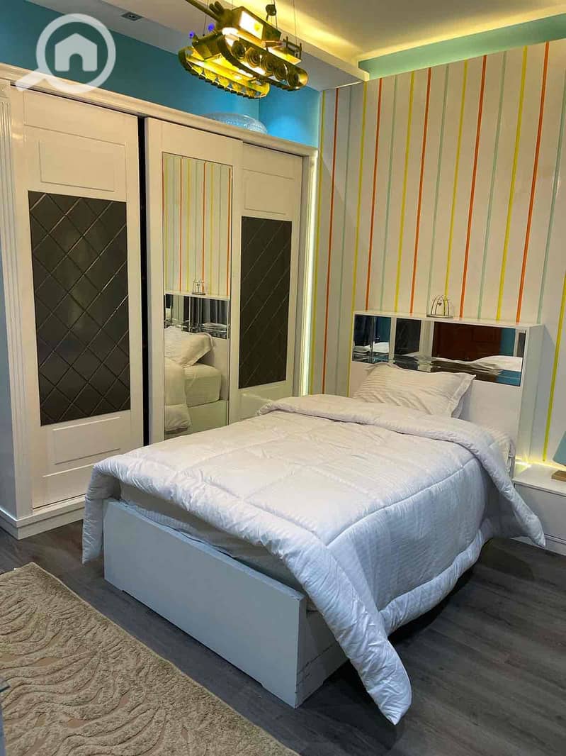 23 b2c4086a-c6e6-41ef-8a2d-83d789bf8179. jpg