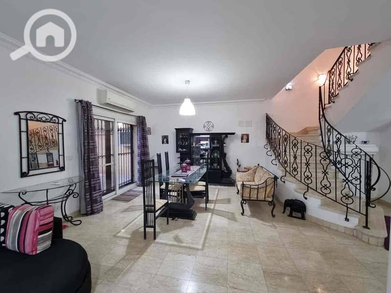 4 38a4cfd4-11fb-475b-9f2a-12748825bb6a. jpg