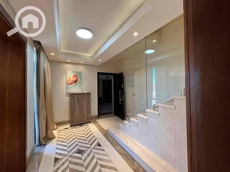 20 98b88bf9-8859-4d3b-8603-0624a2a4f2e4. jpg