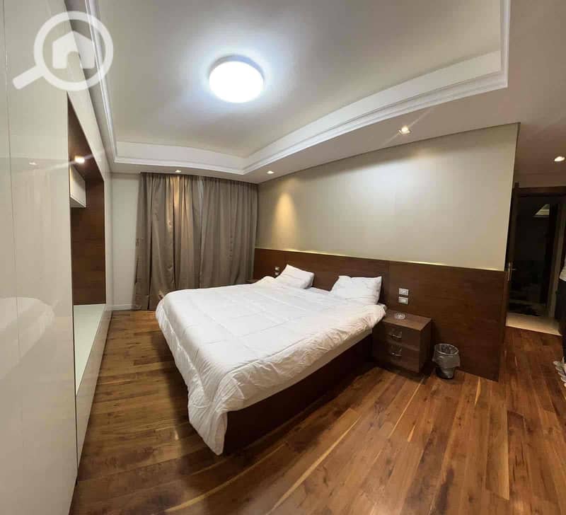 30 327f1d0a-6da6-4663-b419-e9a3da7c954a. jpg