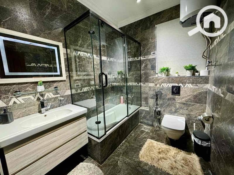 26 81d480e1-9d9e-476b-b662-0caef4a0712b. jpg