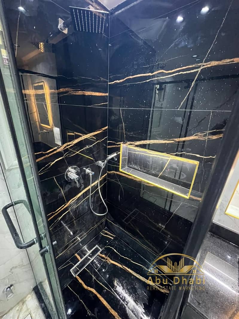 4 264f5e23-b946-4893-95f2-4ef9cb15c13b. jpg