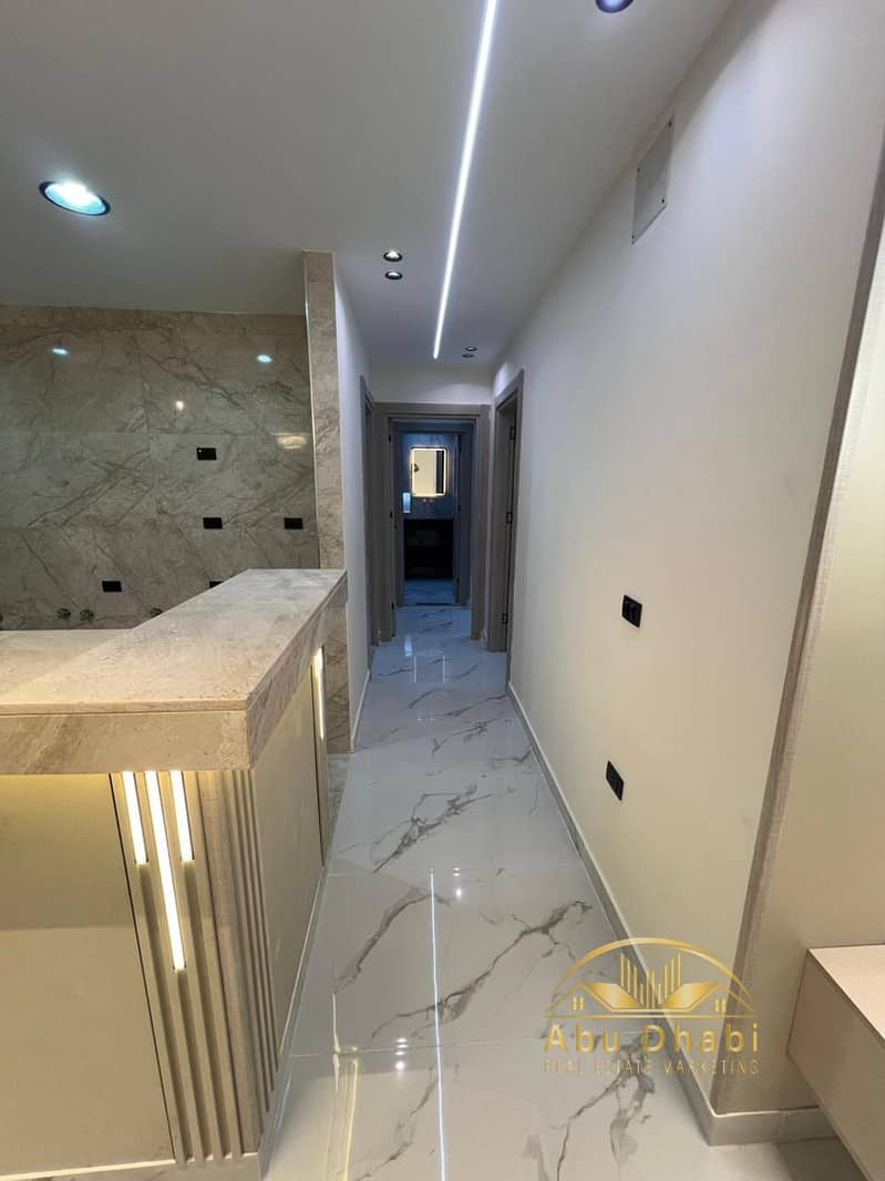 9 2f8c3131-e70a-4459-ac72-3bd169c4f5ad. jpg