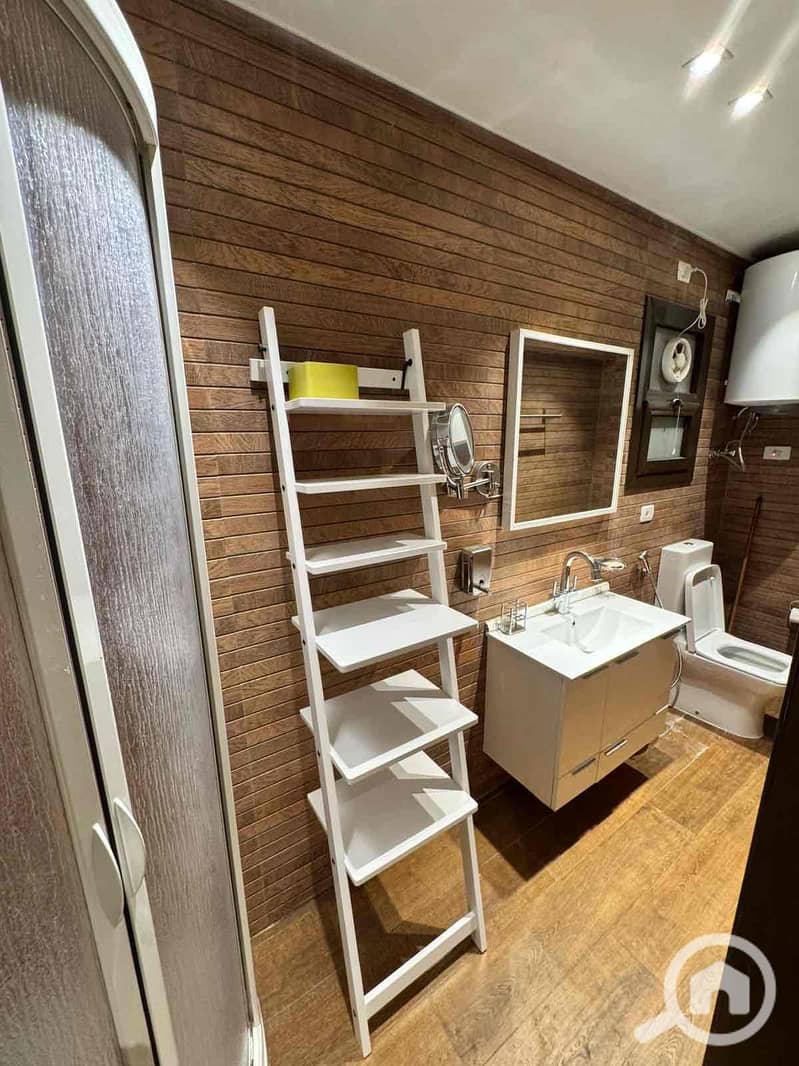 8 ddbb5b92-6bd8-4552-9b16-37f757e7089a. jpg