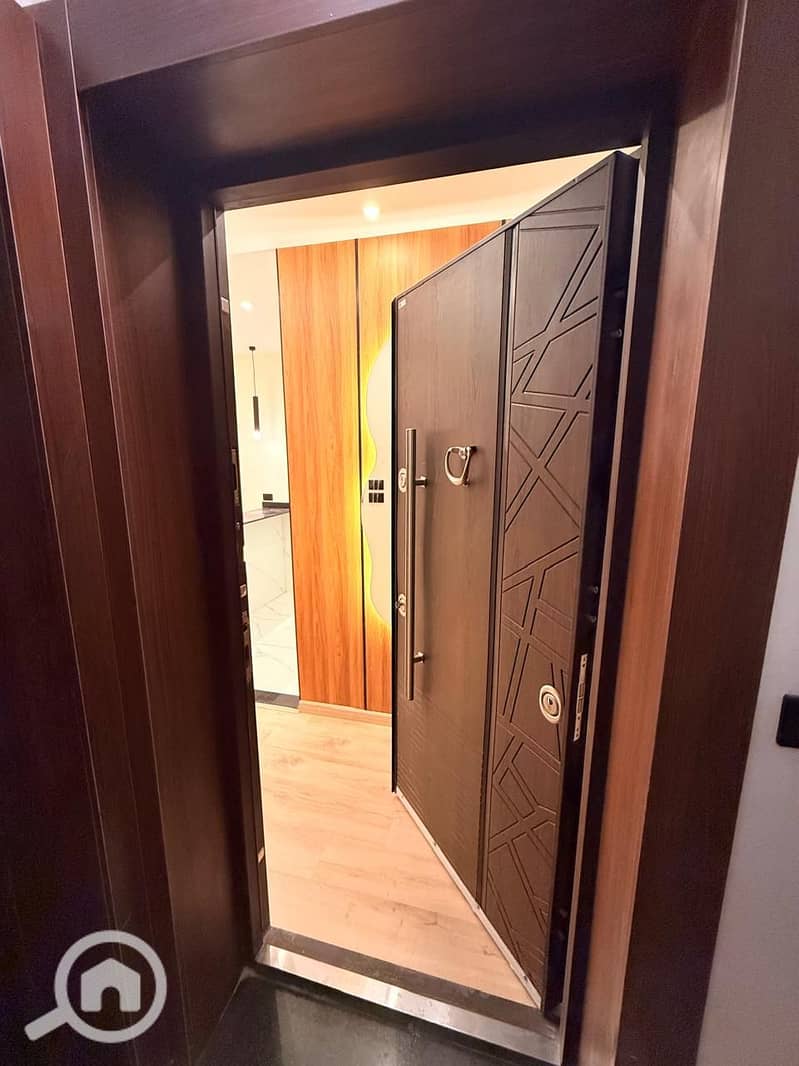 4 WhatsApp Image 2026-01-08 at 08.03. 09 (1). jpeg