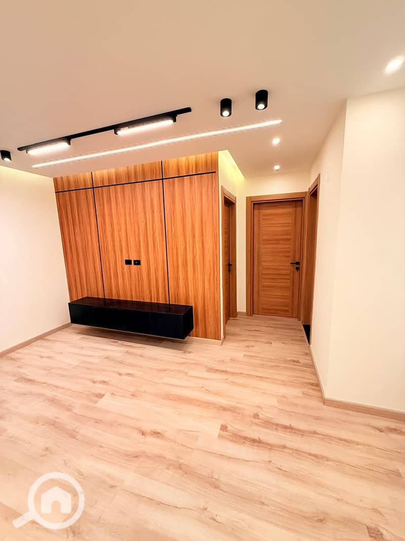 14 WhatsApp Image 2026-01-08 at 08.03. 13. jpeg