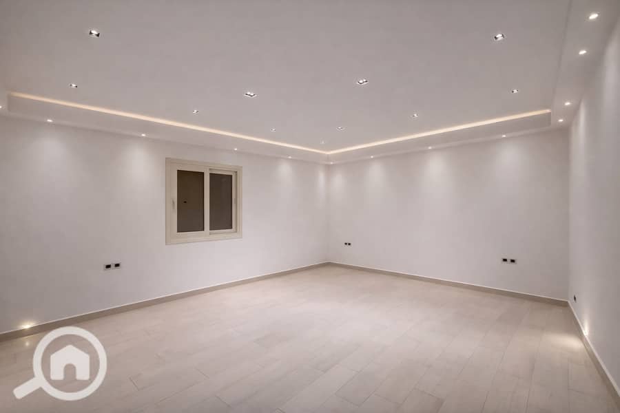 4 WhatsApp Image 2026-01-09 at 4.55. 58 PM (1). jpeg