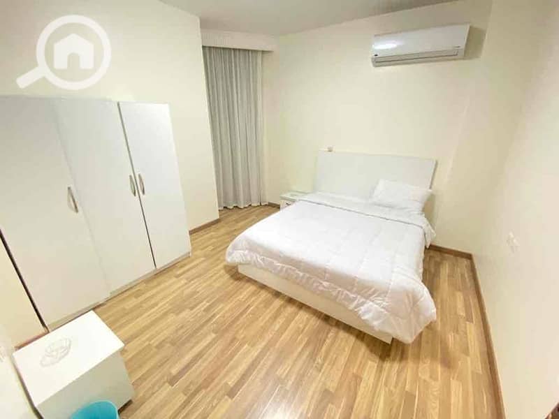 9 c578b7e7-1e9a-4e3c-8a72-550491746dd9. jpg