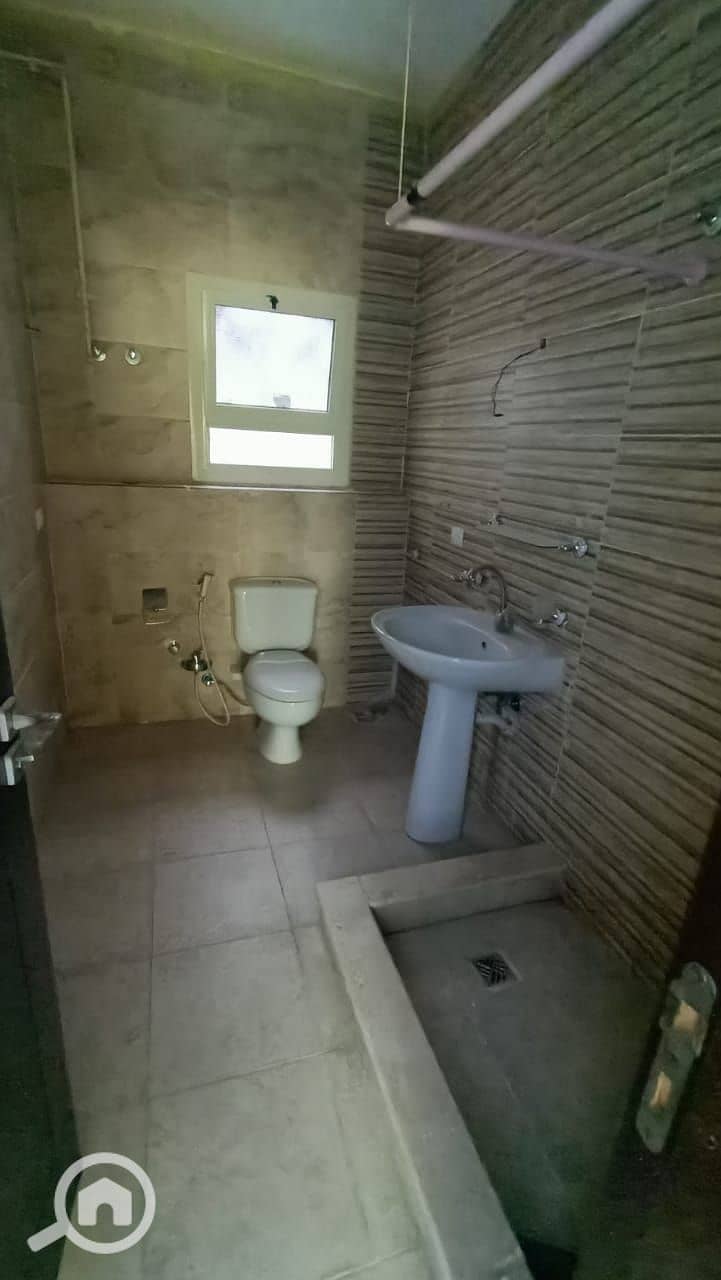 10 WhatsApp Image 2025-12-21 at 10.44. 19 PM (1). jpeg