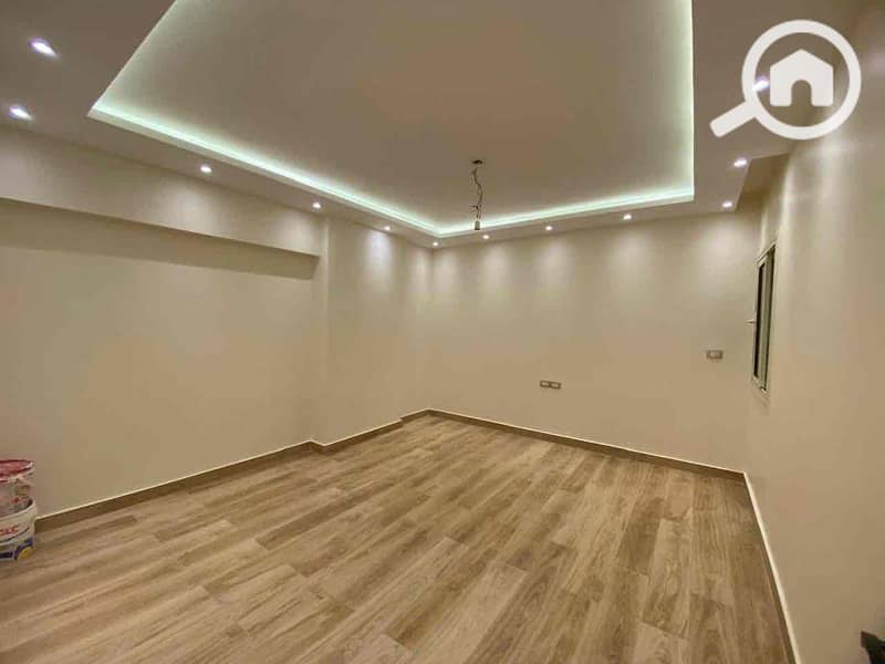 4 1ca4d923-a35a-45c3-9ed8-b0ec0a56b515. jpg