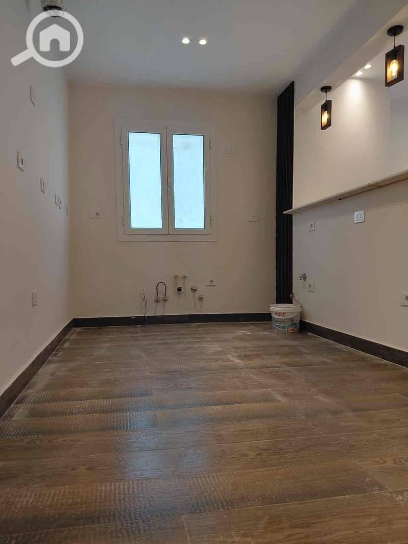 7 efe00165-f2a7-4dd3-bf80-51a7b190ee60. jpg