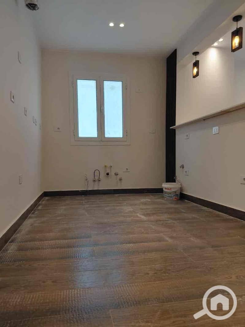 9 7efcfb5f-8be7-4919-8a9f-9f5cb2ef20e3. jpg