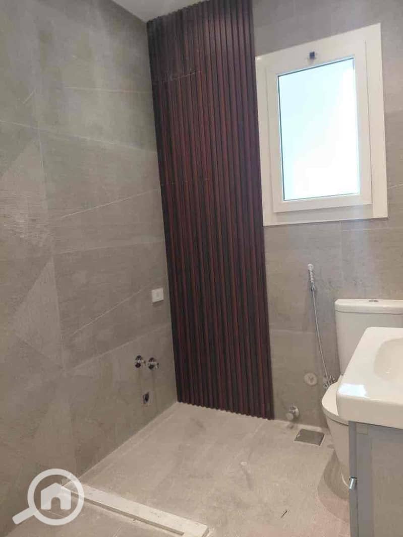 13 62069106-a08b-4a71-9c7e-c6566a08da34. jpg