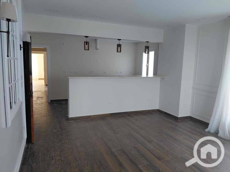 14 0225662a-9e41-4ccc-afb6-aed299fd8c4c. jpg