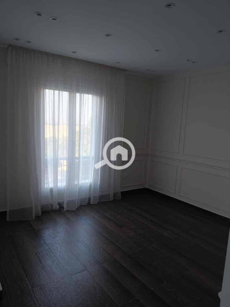 15 2aa79ebf-2f41-4dae-9e28-ec95eb16bf89. jpg