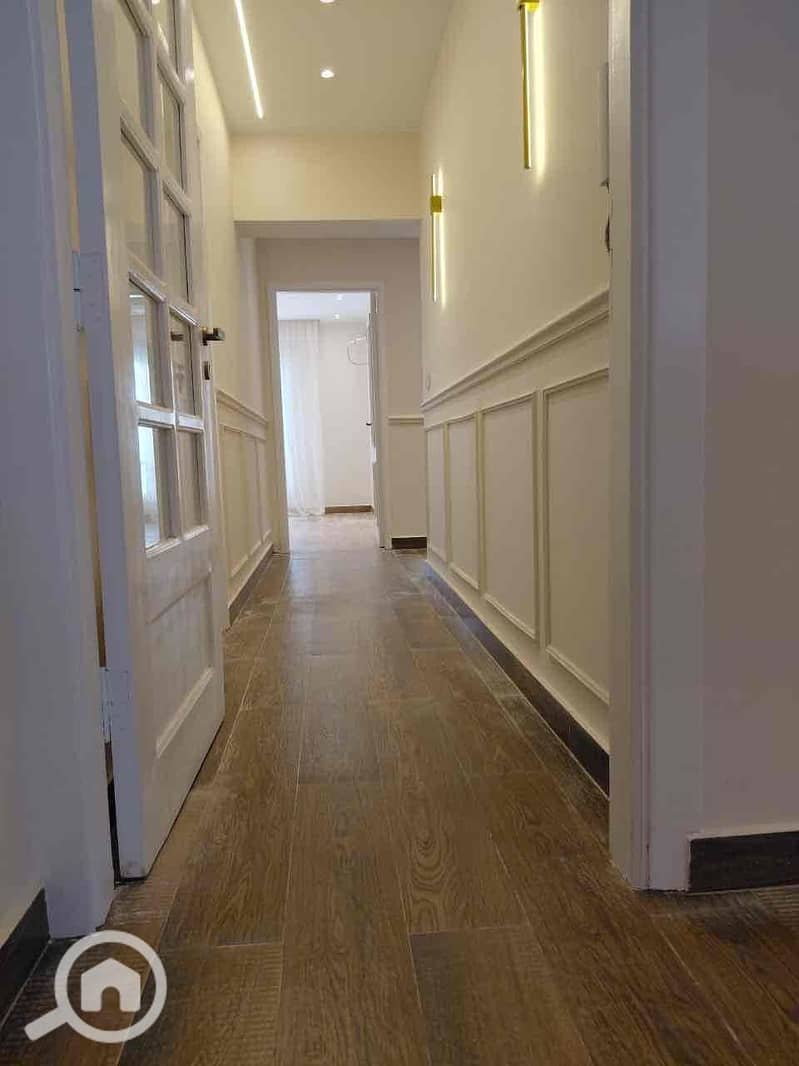 18 90cbad20-685a-4f33-bfc2-898e6b047ee7. jpg