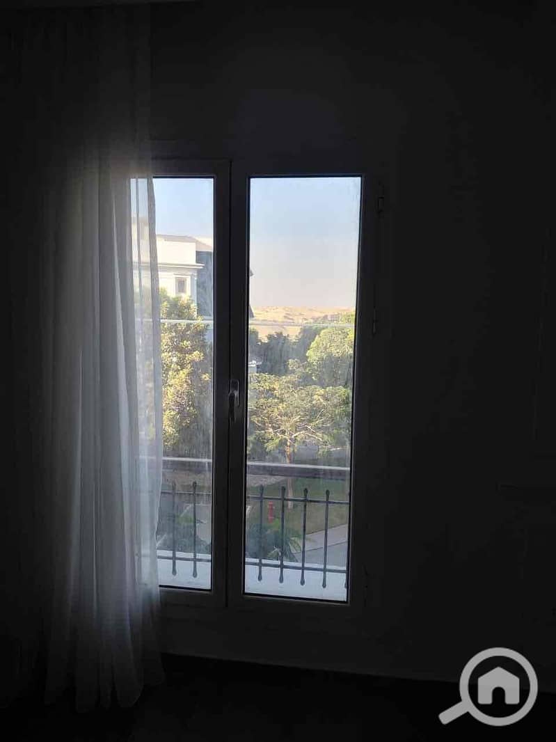 24 22e71a04-189a-431b-891d-d05456828d5e. jpg