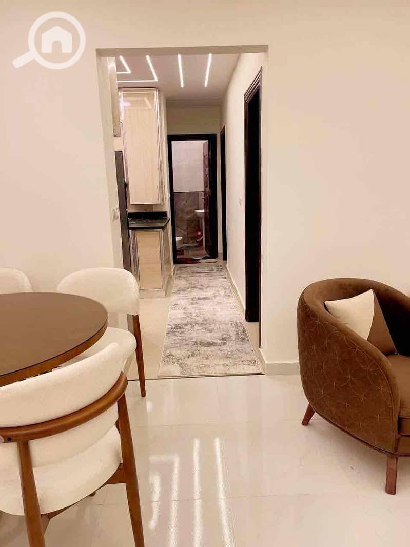 5 34fec52a-d708-485d-8f78-3a6e5428696c. jpg