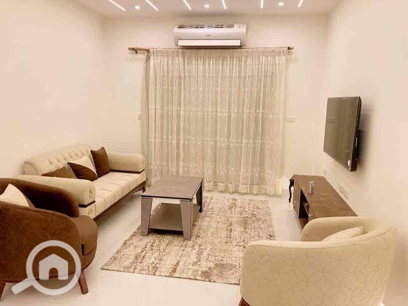 6 4ddee162-d3c3-40a0-b6fd-0868a35ba967. jpg