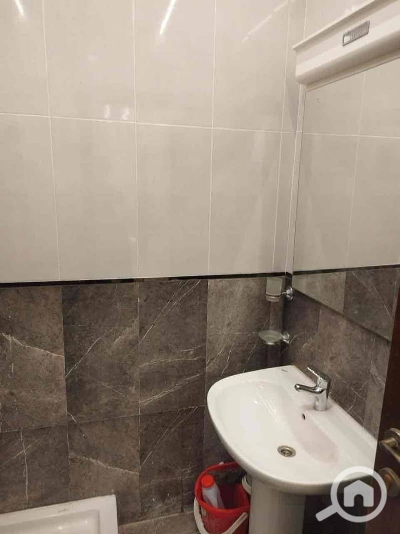 12 c45c669d-a3ad-4e26-a509-ef7d247fcfd2. jpg